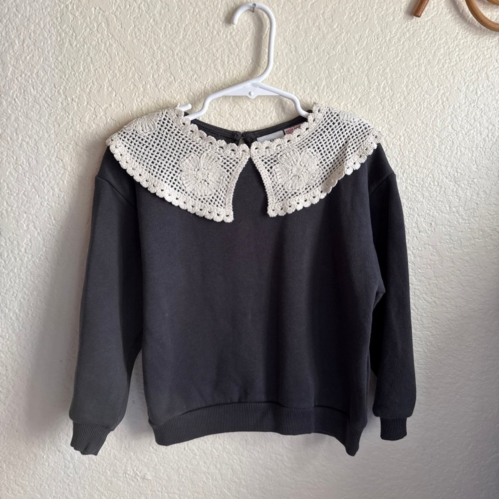 Zara pullover with Crochet White Peter Pan Collar